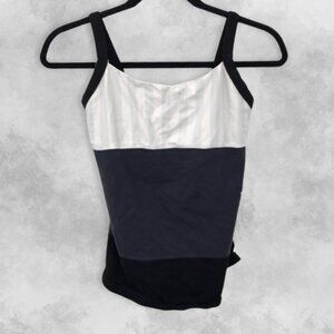 Lululemon Tank Top Sleeveless Stretch Fabric Built-In Sports Bra Black Women's 8